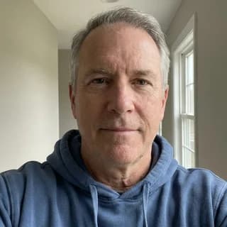 Executive CV - Selfie
